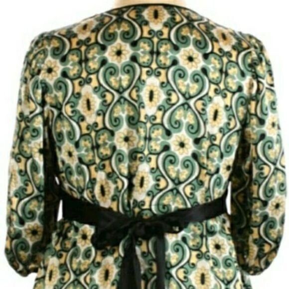 Studio M Silk Blouse Scoop Neck Puff Sleeve Tie Waist Regal Scroll Ikat Green - Picture 7 of 10